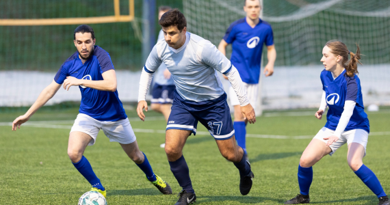 Įmonių Lyga: Čempionai vos išgelbėjo tašką