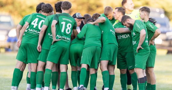 FK Medžiai III lygoje kyla į antrąją vietą.